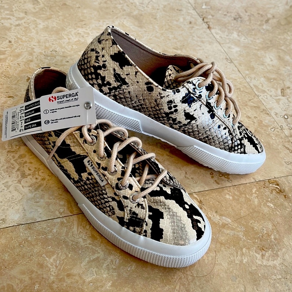Women’s Superga snake print sneakers. NWT